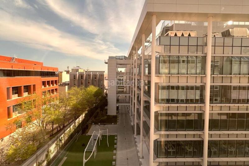 Foto 52ed5413-c086-4e27-ab6e-149ec3b1a1aa. Ufficio con parcheggio in Simancas Madrid