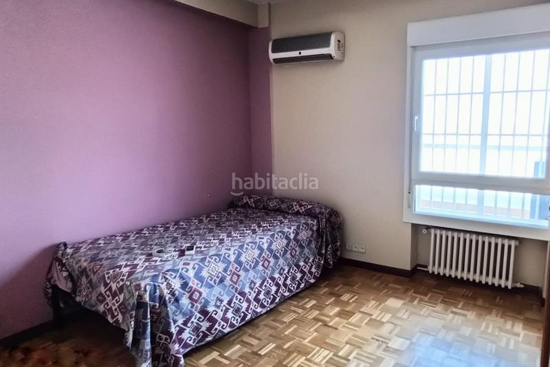 Foto 0a1d8939-edd0-4939-b6c6-30e58d85a709. Attique avec chauffage parking dans Fuente del Berro Madrid