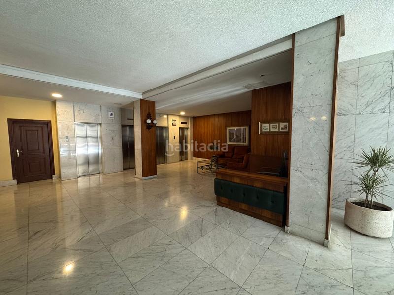 Foto 496da17b-be3b-4a9b-aab6-4a2be8980e5a. Penthouse with heating parking in Fuente del Berro Madrid