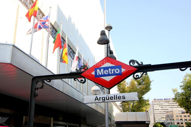 Foto 869d117b-31b4-4913-bfaa-22102357856e. Affitto attico con riscaldamento in Argüelles Madrid