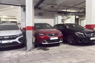 Parking coche en Recoletos