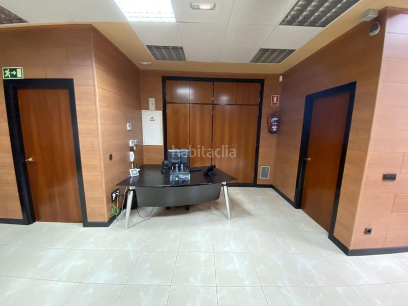 Foto 1602f942-0148-495d-974f-f7475d2f3e2c. Local comercial a Imperial Madrid