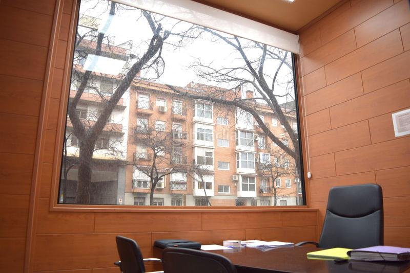 Foto 7464529f-f1a2-41fa-992e-c79f1f86d1d6. Local comercial a Imperial Madrid