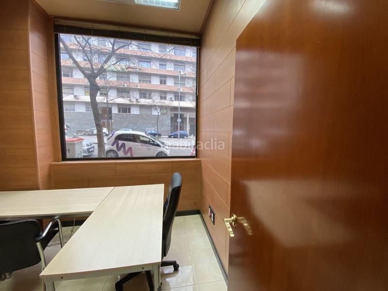 Foto ece58735-fdd3-4a4a-b283-1f6f05b39645. Local comercial a Imperial Madrid