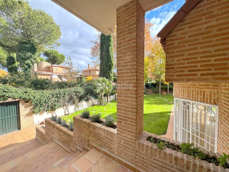 Foto 3526188c-a2cf-4bde-904b-ff1aa001ca1c. Xalet amb calefacció aparcament piscina a Castillo-Campodón Villaviciosa de Odón