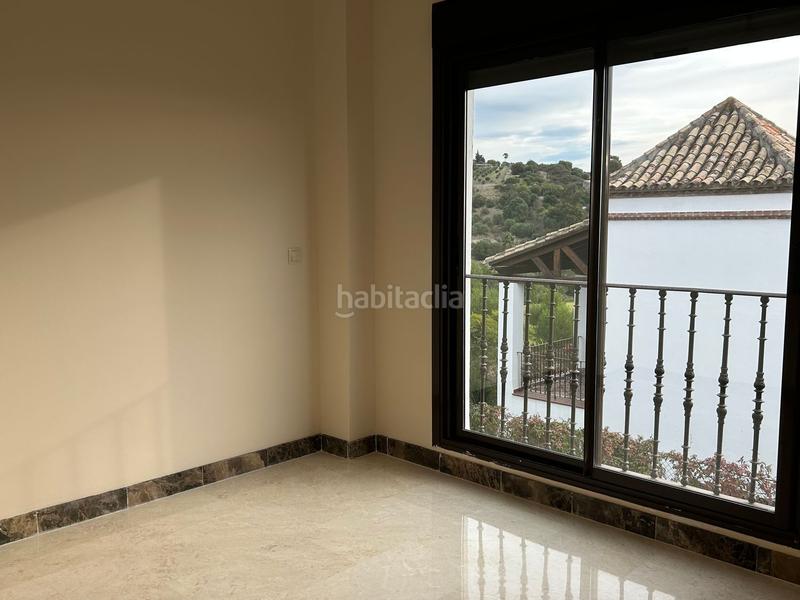 Foto 07abbed4-5520-41ea-95d0-ec9ea8cdd979. Miete reihenhaus mit pool in Valle Romano Golf Estepona