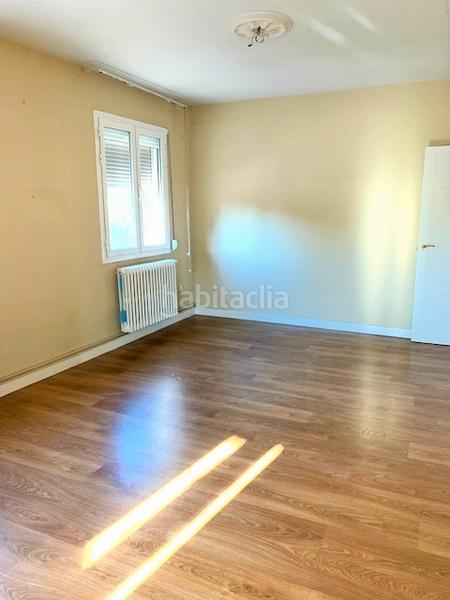Foto 6fd5136a-0a14-44b0-a61e-ba39cf1df610. Flat with heating in Centro Aranjuez