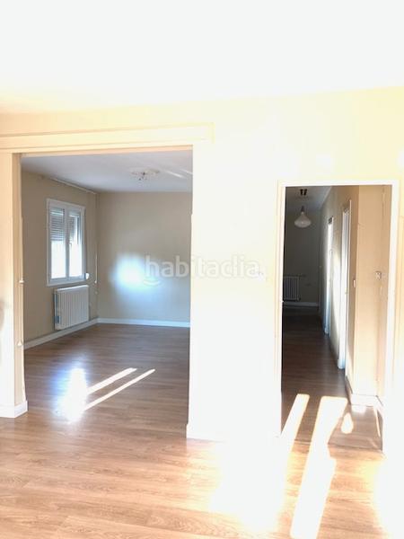 Foto f7bb6fe9-13df-4a4f-b0bb-6ac6f9039b57. Piso en Centro Aranjuez