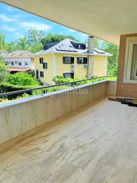 Foto 0e3d1c2b-3ee3-4282-b2e0-62cb679cac6d. Xalet amb calefacció aparcament piscina a Las Aves Aranjuez