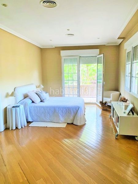 Foto 595f0764-0406-4cc3-acd4-fbc71ca5511c. Xalet amb calefacció aparcament piscina a Las Aves Aranjuez