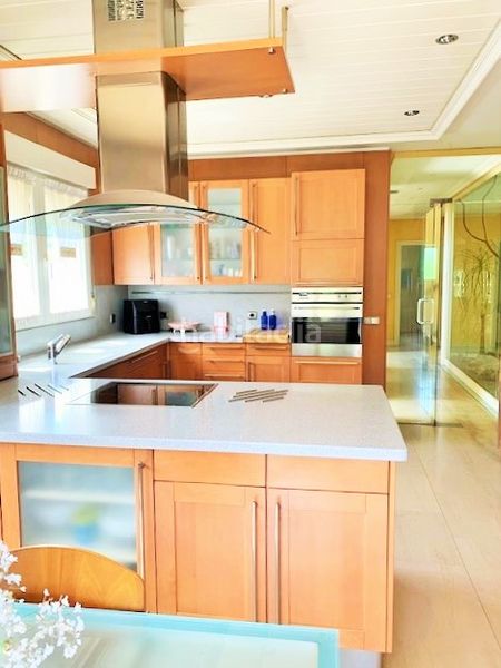 Foto dadf49e0-0ddd-4c78-bd18-60ced09e9cd6. Xalet amb calefacció aparcament piscina a Las Aves Aranjuez