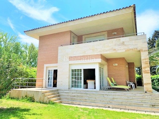 Foto ef6263df-d03f-4b1b-a248-3922591f188b. Xalet amb calefacció aparcament piscina a Las Aves Aranjuez