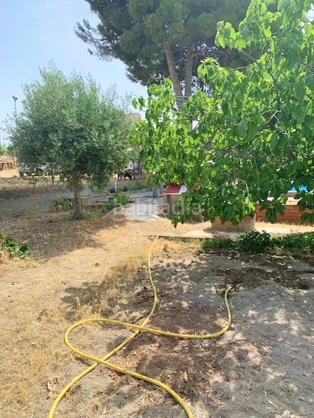 Foto af76c909-b0fb-453b-b682-aa1b7d6de4a6. Chalet con riscaldamento parcheggio piscina in Colmenar de Oreja