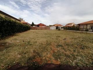Terrain résidentiel à Chiloeches. Parcela llana en urbanizacion privada
