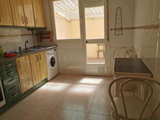 Xalet a Dosbarrios. Casa en dos barrios, como nueva, para inversores