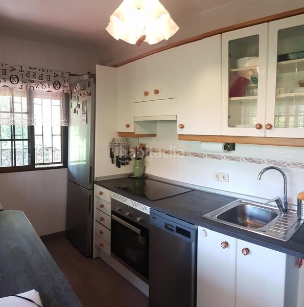Foto 327a0e7d-4adc-435b-9780-50deefb7c5d2. Chalet mit heizung parking in Peñas Albas - Zulema Villalbilla