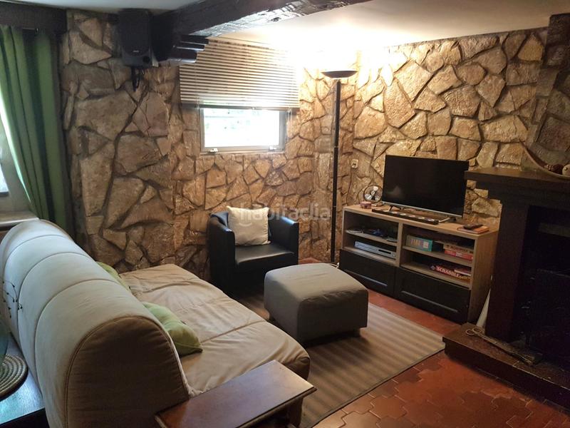 Foto bd67b711-d563-4412-ba05-1093f8c48ce4. Chalet mit heizung parking in Peñas Albas - Zulema Villalbilla