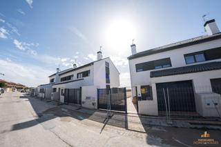 Towny house  Pinar abantos 170. Pareado soñado te esta esperando