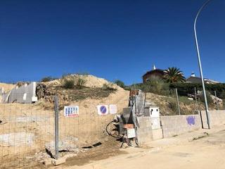 Terreny residencial a Los Hueros. Parcela de 613 m2