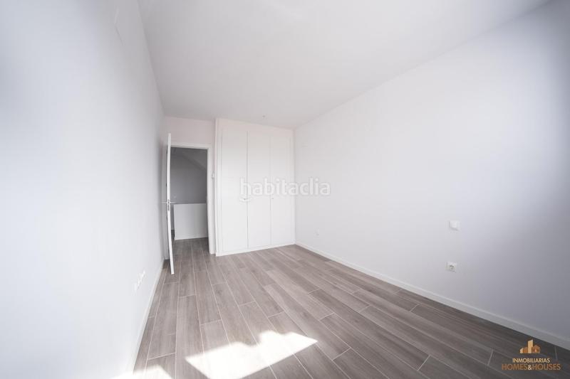 Foto 48a58277-f4de-4047-8eb6-07d6822cc66d. Casa aparellada amb calefacció aparcament a Villalbilla pueblo Villalbilla