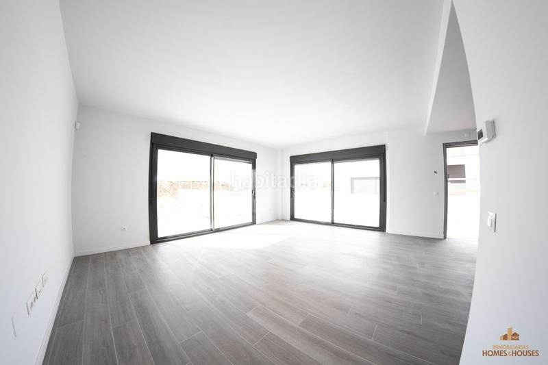 Foto 8f7ebd49-7190-48ee-a45e-4992da707480. Casa bifamiliare con riscaldamento parcheggio in Villalbilla pueblo Villalbilla