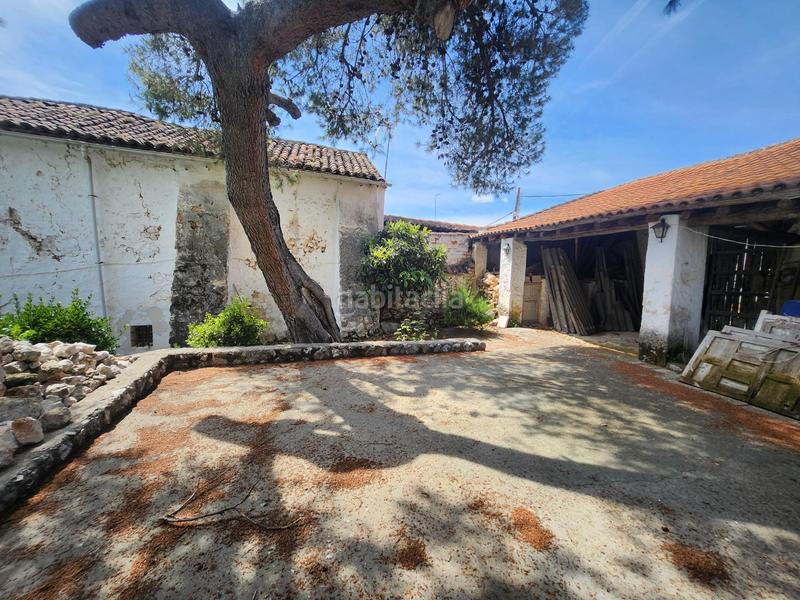 Foto 9ecd0413-b82e-48dc-8321-98a0bb155f17. House with heating parking in Pezuela de las Torres