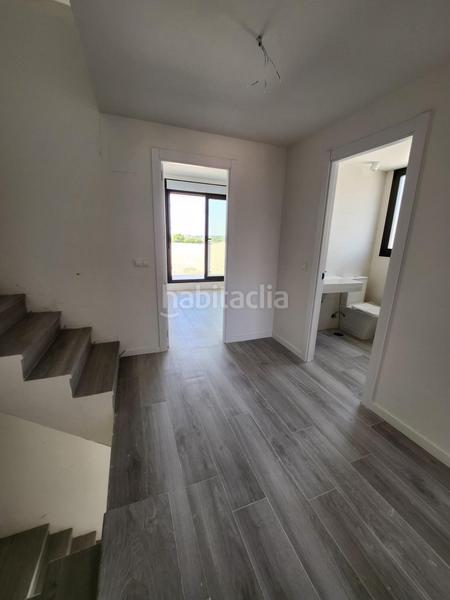 Foto b11ccab9-6644-41a8-a00d-4a48bb939fd6. Casa bifamiliare con parcheggio in Villalbilla pueblo Villalbilla