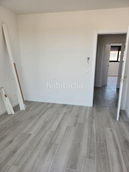 Foto caffc0d9-3664-4fb5-9acf-3728e5dc6fe1. Casa bifamiliare con parcheggio in Villalbilla pueblo Villalbilla