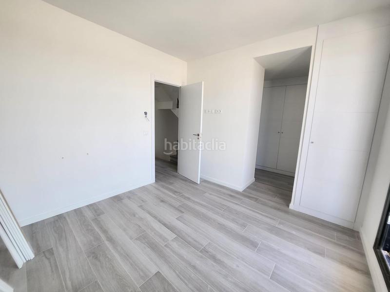 Foto d43b12d2-779a-4779-ab21-57617bbe33a0. Casa bifamiliare con parcheggio in Villalbilla pueblo Villalbilla