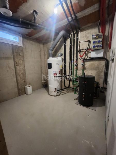Foto 0f3e60e8-b003-41bd-aabe-ad36a1ea96c2. Doppelhaus mit parking in Los Hueros Villalbilla