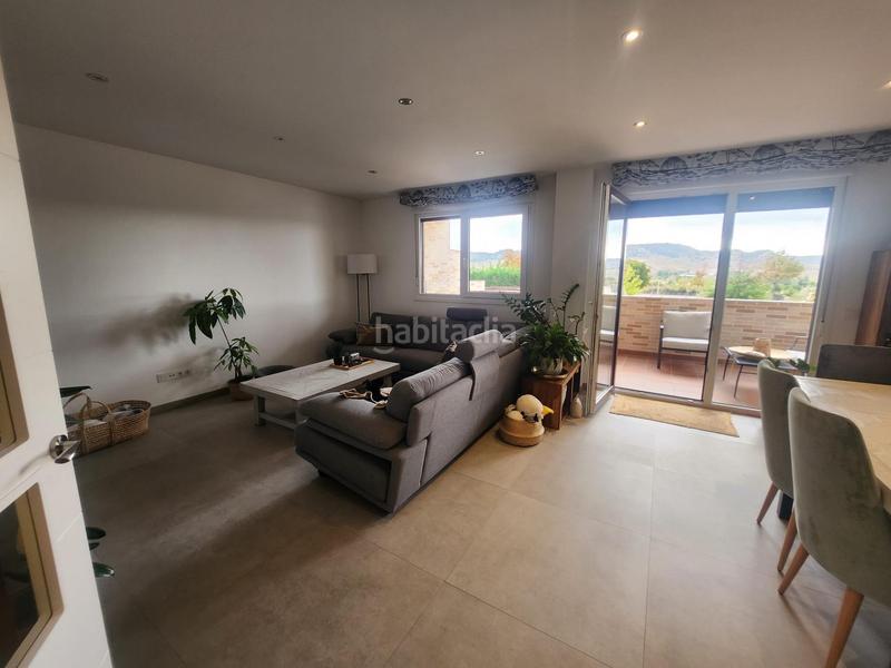 Foto 4ef386b7-4c7c-4078-ab81-14f2d449d3a1. Doppelhaus mit parking pool in Los Hueros Villalbilla