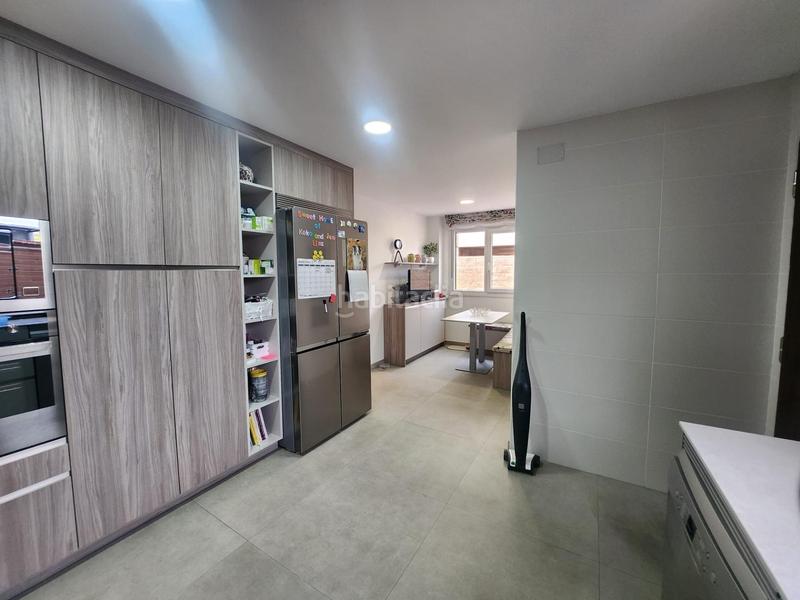 Foto d1be3e56-371d-4641-b4a5-8d9526c172eb. Doppelhaus mit parking pool in Los Hueros Villalbilla