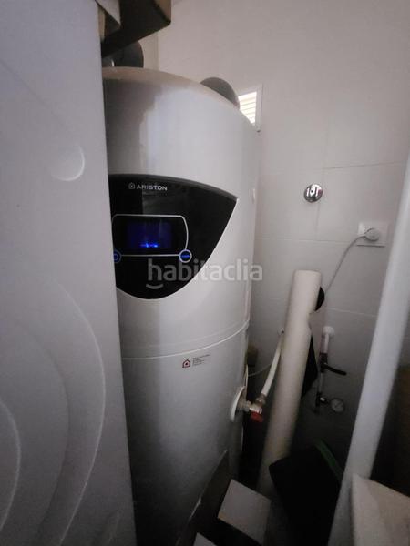 Foto e0e11efd-89a3-4ec7-a413-258491ba44df. Doppelhaus mit parking pool in Los Hueros Villalbilla