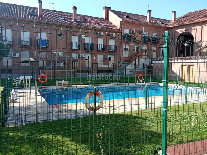 Foto 2339c01a-2c02-4097-af18-03b92924eb2c. Dúplex amb calefacció aparcament piscina a Ajalvir