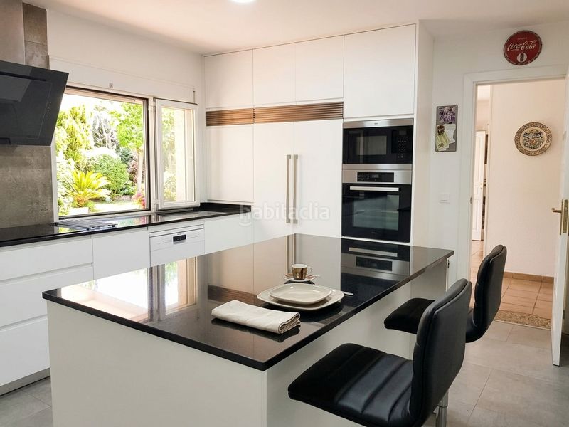 Foto 0a448c58-9be2-4d2b-8fd1-7e9b157ac305. Chalet en avenida El Robledal 17 casa / chalet independiente en venta en avenida El Robledal en Villalbilla