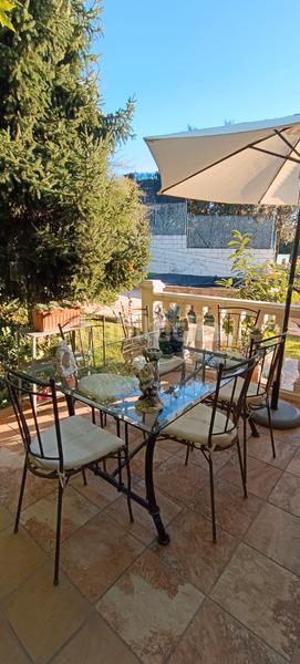 Foto 25ab4304-c827-4d60-8e77-e72c6693c16a. Chalet con camino riscaldamento parcheggio piscina in Torrejón del Rey