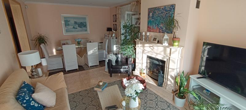 Foto 809f7408-0a97-407e-8914-6d17a3af34d4. Chalet con camino riscaldamento parcheggio piscina in Torrejón del Rey