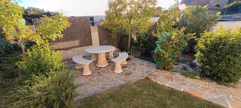 Foto c8374598-bf3e-4f33-afd5-70504a3ef02b. Chalet con camino riscaldamento parcheggio piscina in Torrejón del Rey