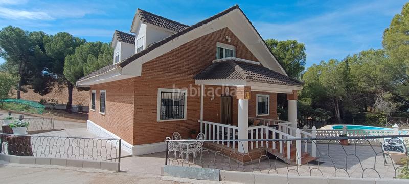 Foto 32e70a33-12d8-46e6-a420-b14201153b20. Chalet avec cheminée chauffage parking piscine dans Uceda