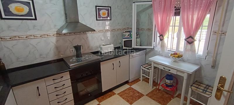 Foto 9c59b784-d97f-41c7-8dbf-95c5c7ae3c67. Chalet avec cheminée chauffage parking piscine dans Uceda