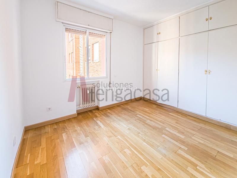 Foto 064aa942-9443-41df-aa5f-b97252d28a81. Alquiler piso vivienda exterior en chamartín con plaza de garaje. en Madrid