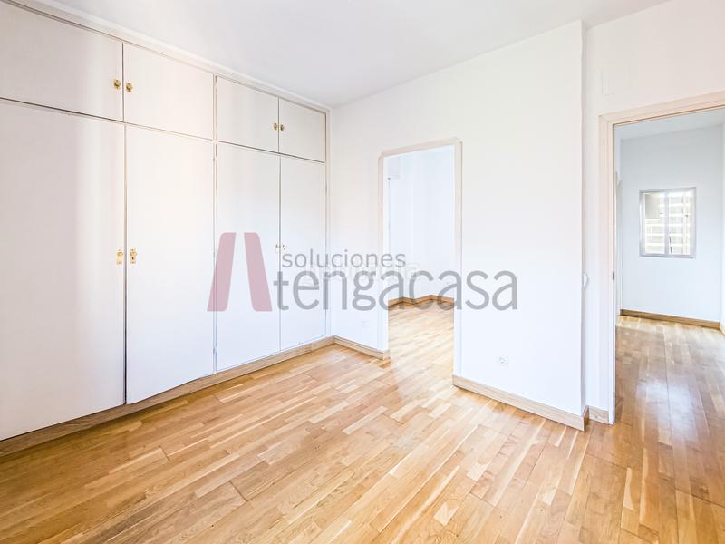 Foto 8dd52a22-eca6-40db-afe5-402067992604. Alquiler piso vivienda exterior en chamartín con plaza de garaje. en Madrid