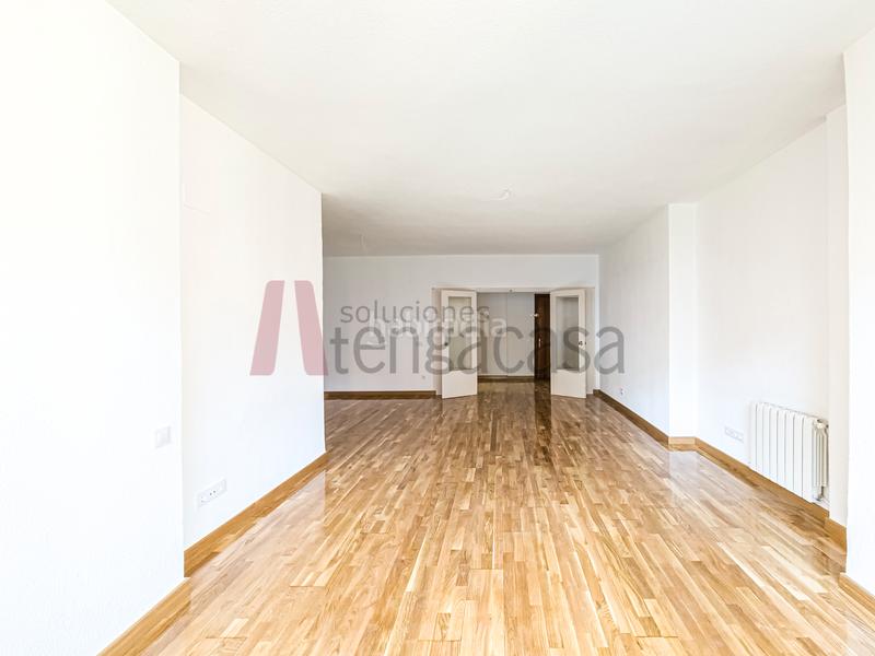 Foto 47d6e108-ecf6-435f-9fbe-480f2c648e13. Lloguer pis amb calefacció aparcament a Prosperidad Madrid