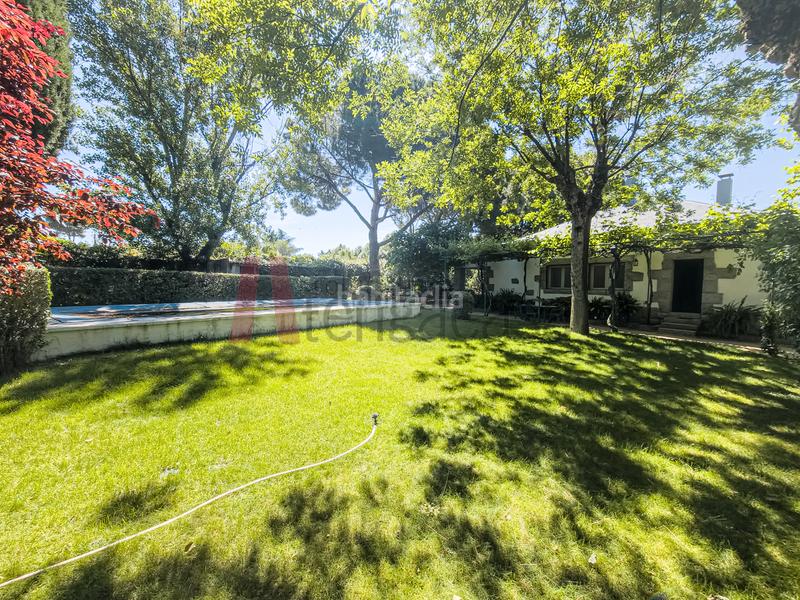 Foto 3a799240-ddcd-498e-81ba-e12b3def8ce3. Chalet  rustico en venta en Valdemorillo pueblo Valdemorillo