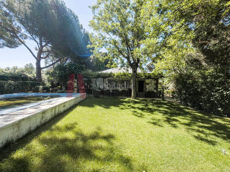 Foto b841f904-a9ae-4d1a-8ca8-5f71e6fe0902. Chalet  rustico en venta en Valdemorillo pueblo Valdemorillo