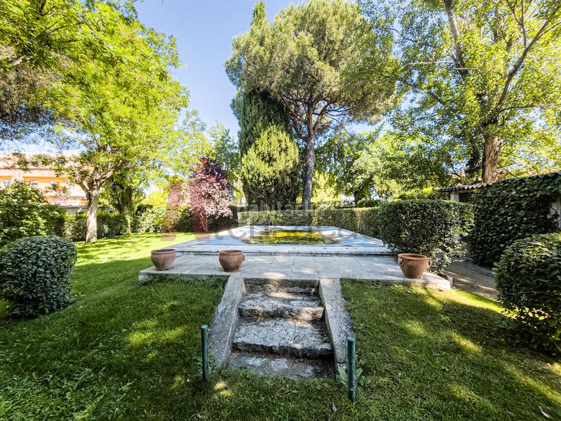 Foto cc3eb0a6-09b4-4e76-a2a8-07e4bf3e1e59. Chalet  rustico en venta en Valdemorillo pueblo Valdemorillo