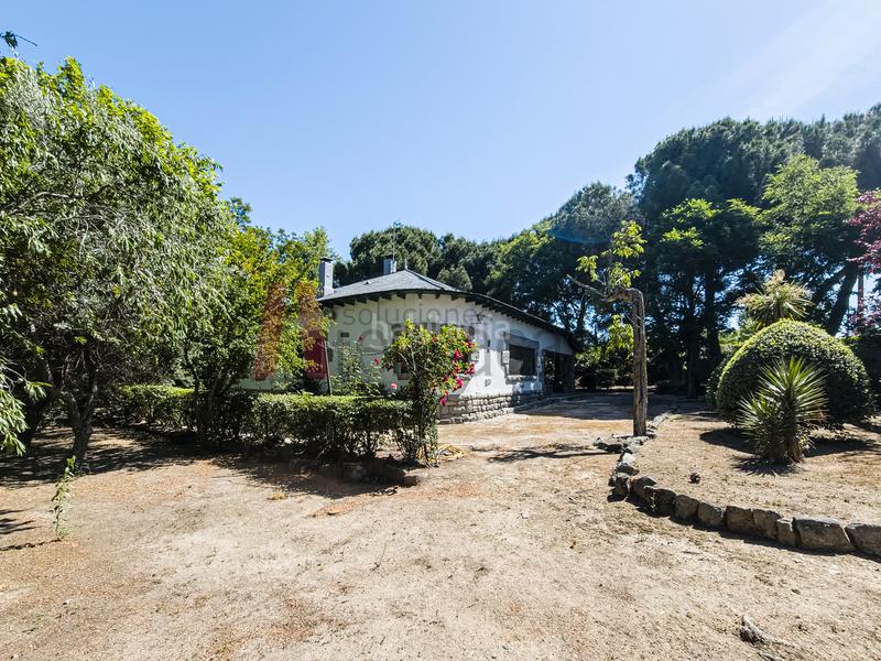 Foto cd42b760-b682-4dc0-a1db-7af0b0928a89. Chalet  rustico en venta en Valdemorillo pueblo Valdemorillo