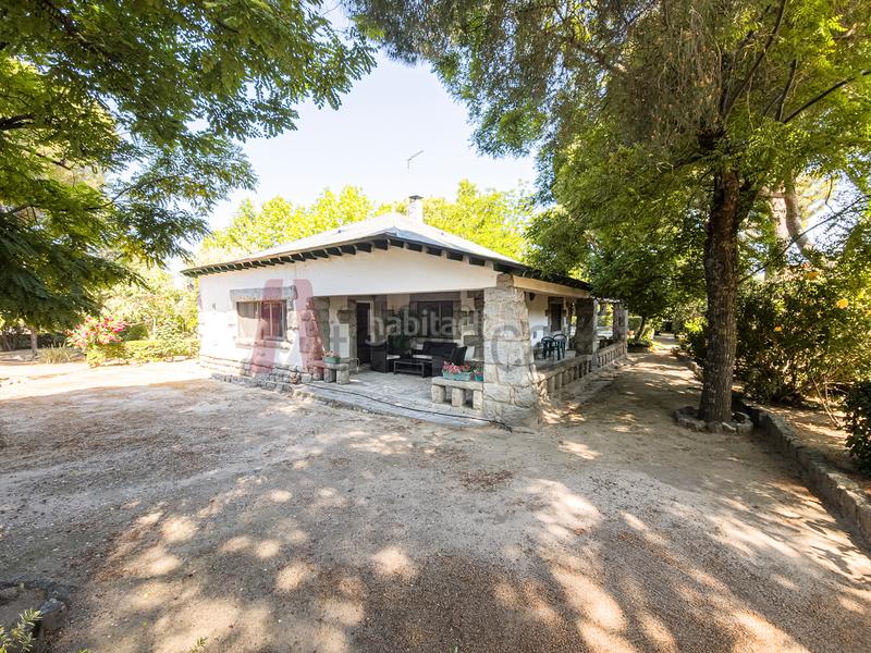 Foto ea16b86c-533c-4898-8864-f96992d88cdf. Chalet  rustico en venta en Valdemorillo pueblo Valdemorillo