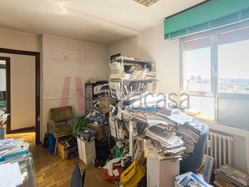 Foto 23a45a8a-d054-4d3d-8d73-58d3b6a5d2af. Piso exclusivo piso en última planta con vistas únicas a la sierra y bernabéu, en francisco silvela en Madrid