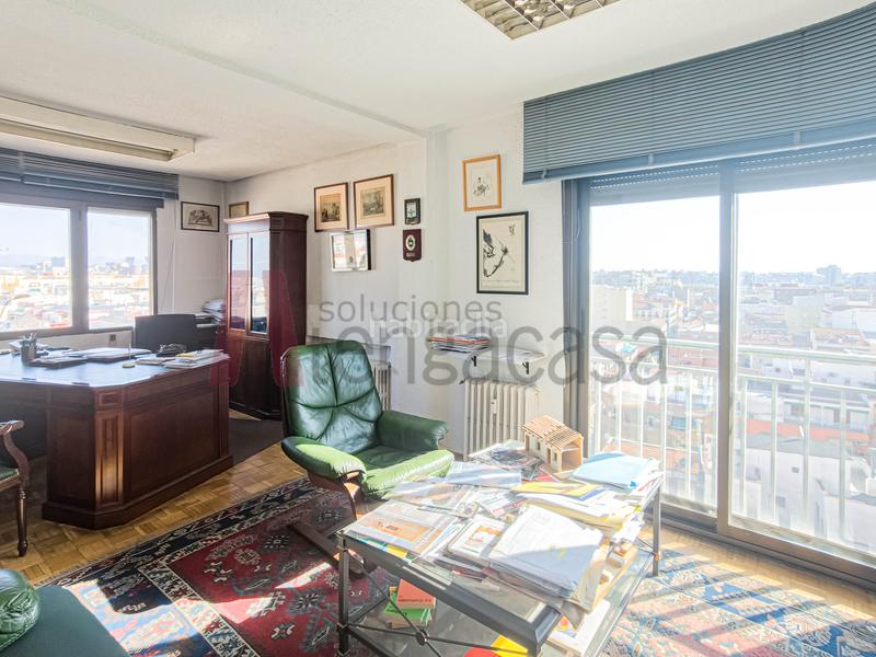 Foto b563f63a-95c4-4a9e-8839-6372ced28601. Piso exclusivo piso en última planta con vistas únicas a la sierra y bernabéu, en francisco silvela en Madrid